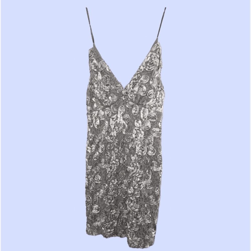 Marina grey sequined and lace dress great for any occasion.